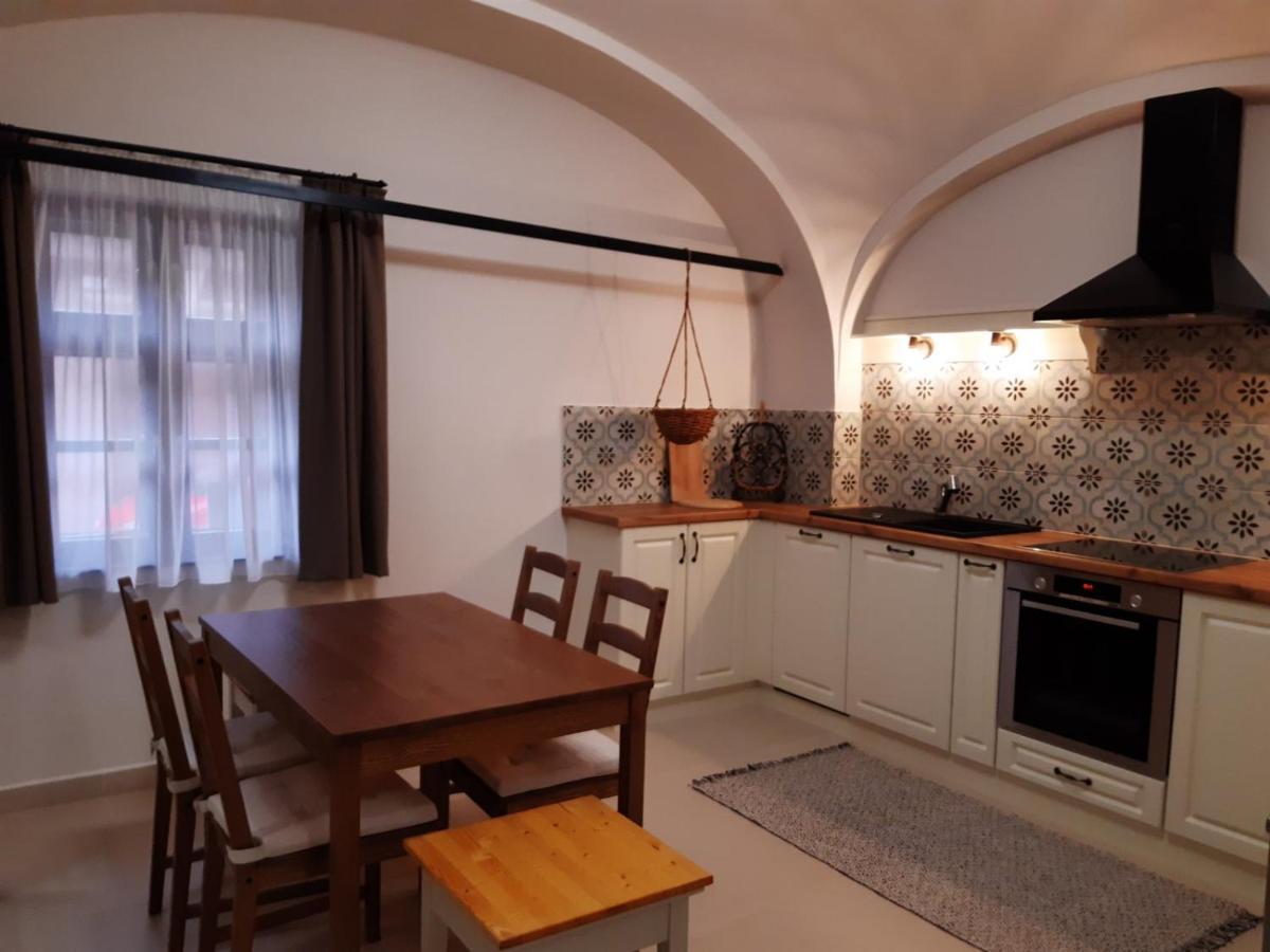 5Churches Apartment 기오르 외부 사진